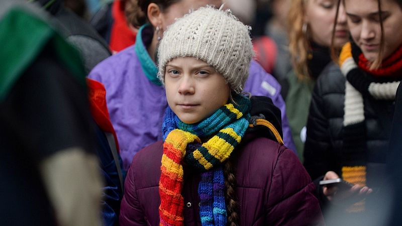 Greta Thunberg pide que se deje de vacunar a las personas sanas porque "crea desigualdad"