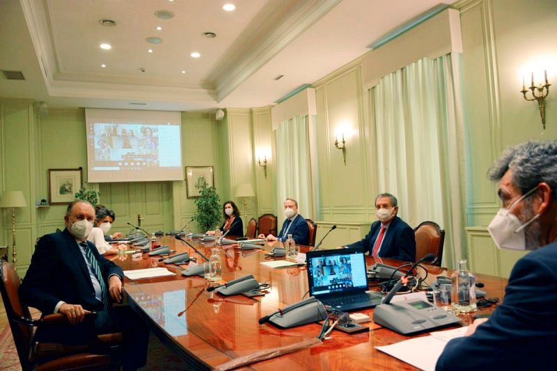 Bruselas pide al Gobierno y la oposición un acuerdo para que la mitad del CGPJ sea elegido por los jueces