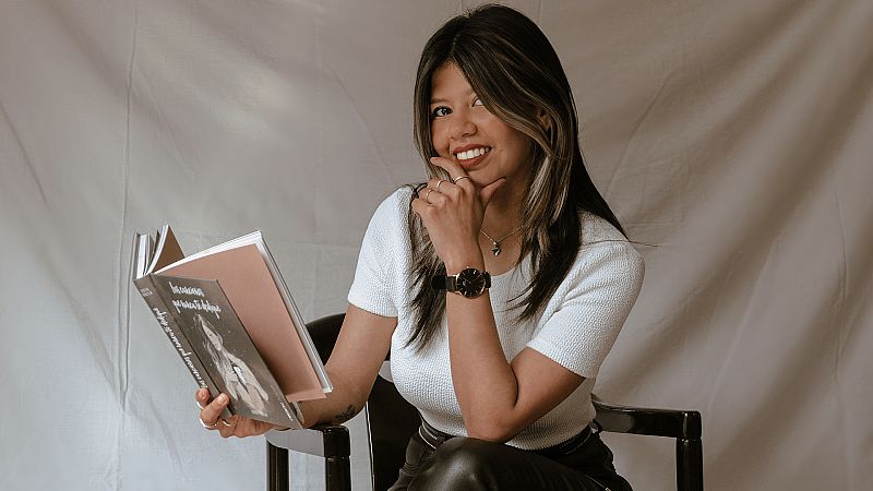 Lucía Tudela presenta 'Las canciones que nunca te dediqué': "Siempre he escrito marcada por el dolor y no por la felicidad"