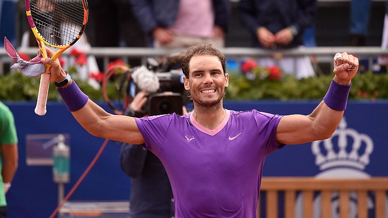 Nadal, finalista del Godó ante Tsitsipas tras arrollar a Carreño