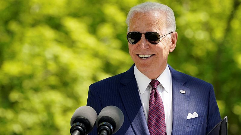 Los primeros 100 días de Biden: éxitos en la respuesta a la pandemia y tropiezos en la gestión de la inmigración