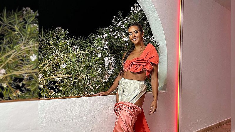 Cristina Pedroche nos deja sin palabras con el vestido más atrevido, y raro, de la temporada