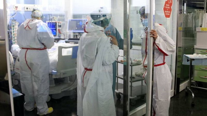 L'Hospital del Mar detecta que els pacients a l'UCI són més joves i s'agreugen més ràpid
