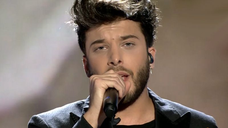 Blas Cantó vuelve a emocionar con su voz y su apoyo sincero a Rocío Carrasco