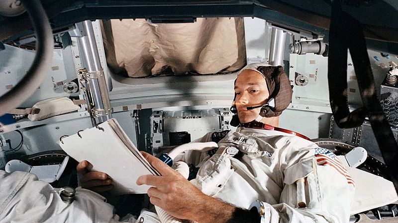 Muere a los 90 años el astronauta Michael Collins, miembro de la primera misión que llegó a la Luna en 1969