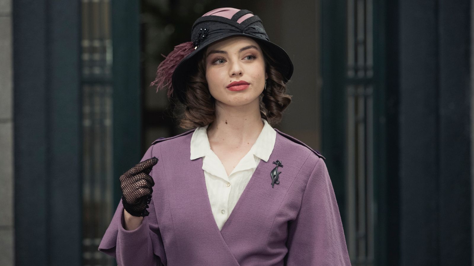 Acacias 38 - Aurelio Quesada reaparece para vigilar a Gabriela