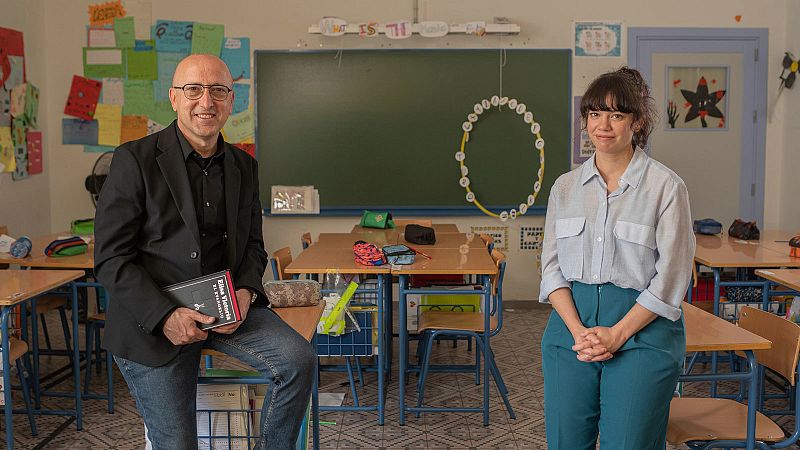 'Página Dos' entrevista a Elisa Victoria