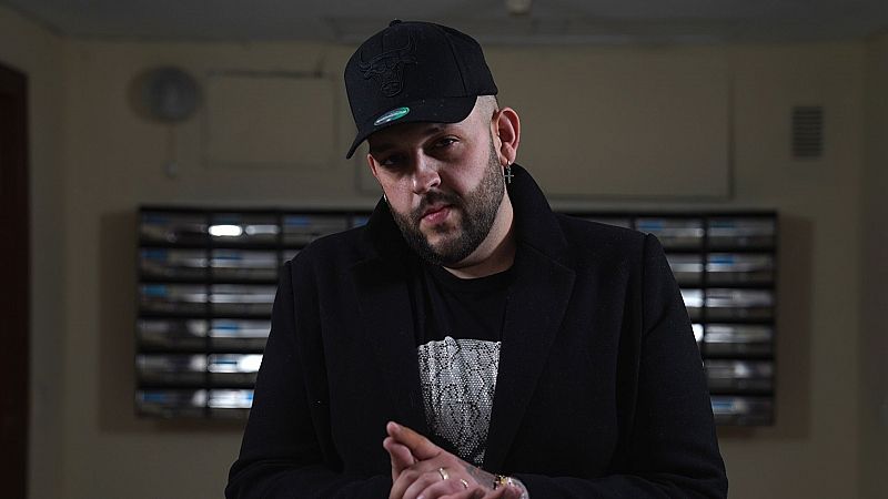 Moncho Chavea: "Me río de los que dicen que cualquiera puede ser cantante"