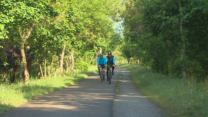 La capital de Cantabria y el corazón de la Vega de Pas, unidos por un carril bici