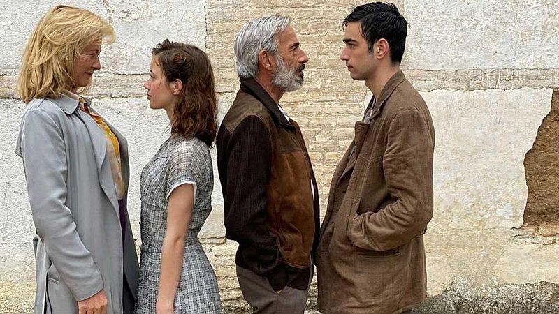 Entrevista Daniel Arias y María Bernardeau: "Bromeábamos con hacer 'Cuéntame origins' porque somos como hermanos"