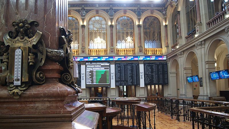 El IBEX 35 sube un 2,8% semanal y supera los 9.000 puntos, el nivel más alto desde febrero de 2020