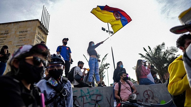 Al menos 27 muertos en Colombia "en el marco de las protestas"