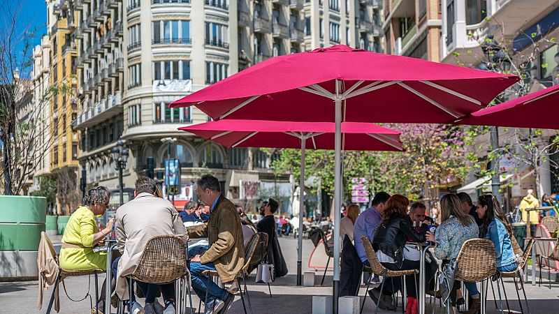 Fin al estado de alarma con libre movilidad, diferentes restricciones y la última palabra en manos de los tribunales