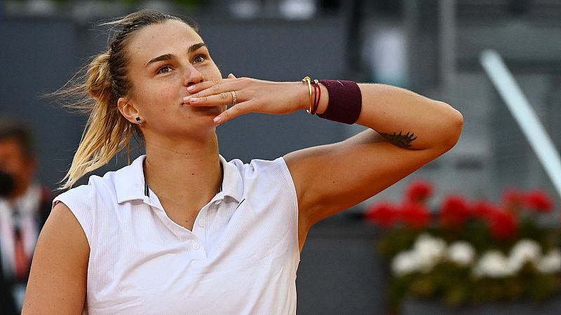 Sabalenka sorprende a Barty y se corona en el Mutua Madrid Open