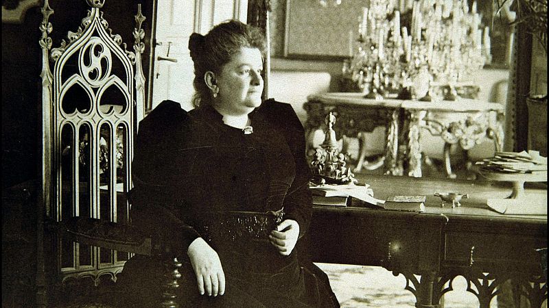 A figura de Emilia Pardo Bazán revitalízase ao cumprírense 100 anos da súa morte