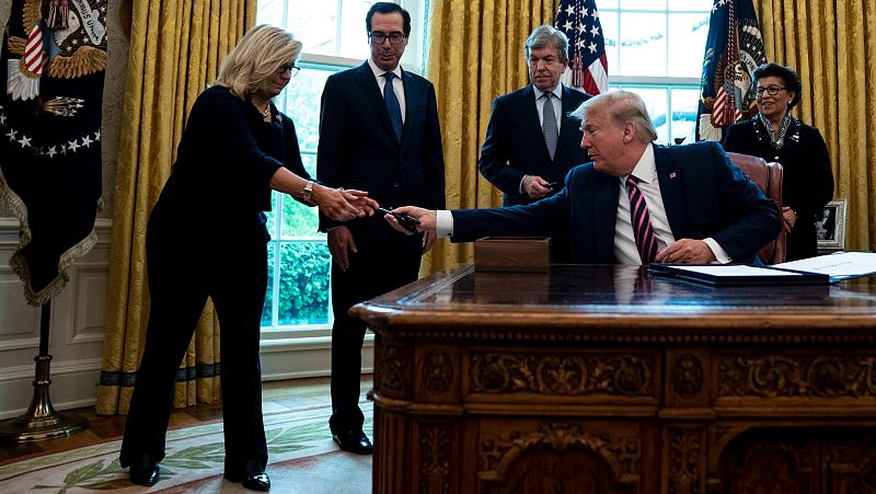 Los republicanos apartan a su líder en la Cámara de los Representantes por sus críticas hacia Donald Trump