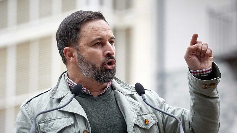 Abascal pide a Ayuso "generosidad" y postula a Vox para presidir la Asamblea de Madrid