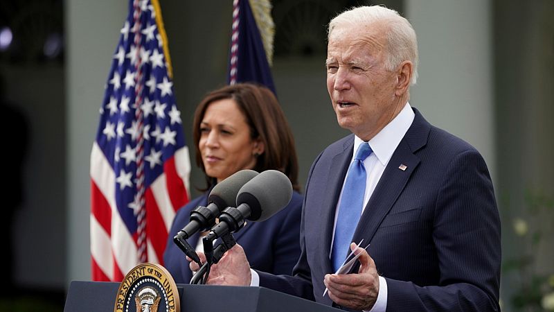 Biden revoca una serie de decretos de Trump sobre inmigración, redes sociales y estatuas confederadas
