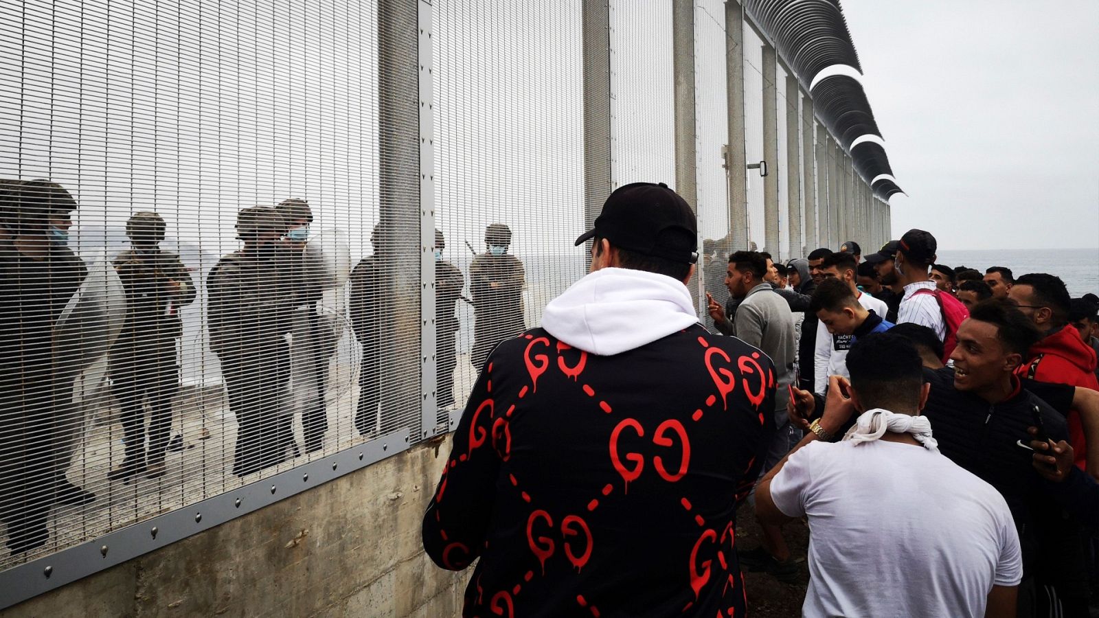 ¿Qué hay detrás de la crisis migratoria en Ceuta?