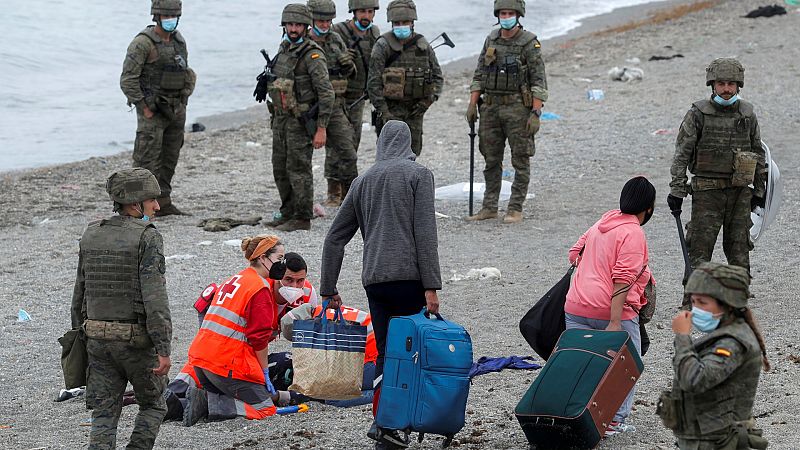 La crisis en Ceuta eleva la tensión diplomática entre Marruecos y España a niveles inéditos en la última década