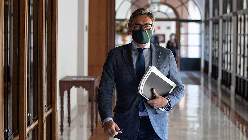 Vox retira el apoyo al Gobierno de Andalucía por acoger a menores migrantes y pide el adelanto electoral