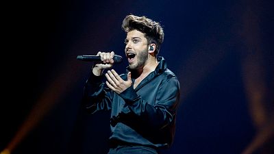 Blas Cant� borda su actuaci�n en Eurovisi�n y las redes reaccionan