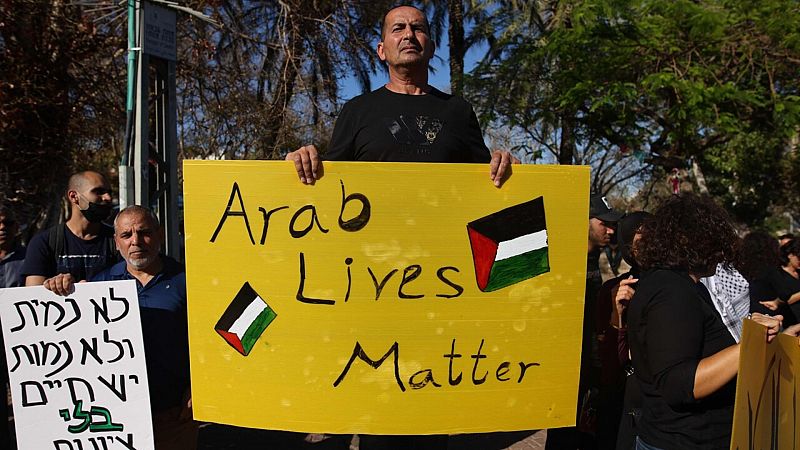 Israel inicia una campaña de detenciones de árabes-israelíes que participaron en las protestas