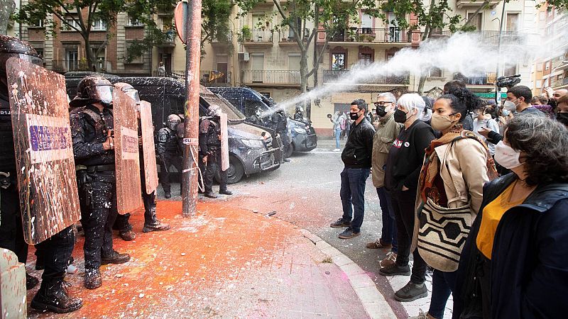 Un tenso desahucio en Barcelona, primer conflicto de Aragonès con la CUP