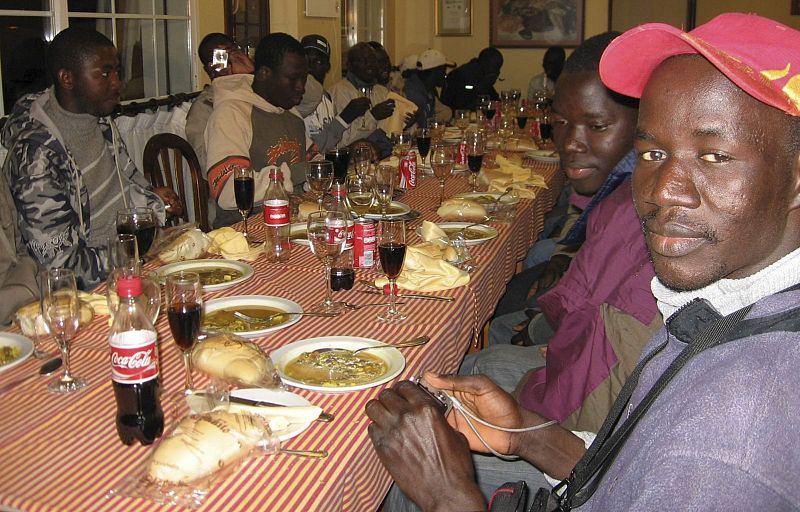 Un hostelero de Lepe invitará a cenar a 70 inmigrantes en Nochebuena y Nochevieja