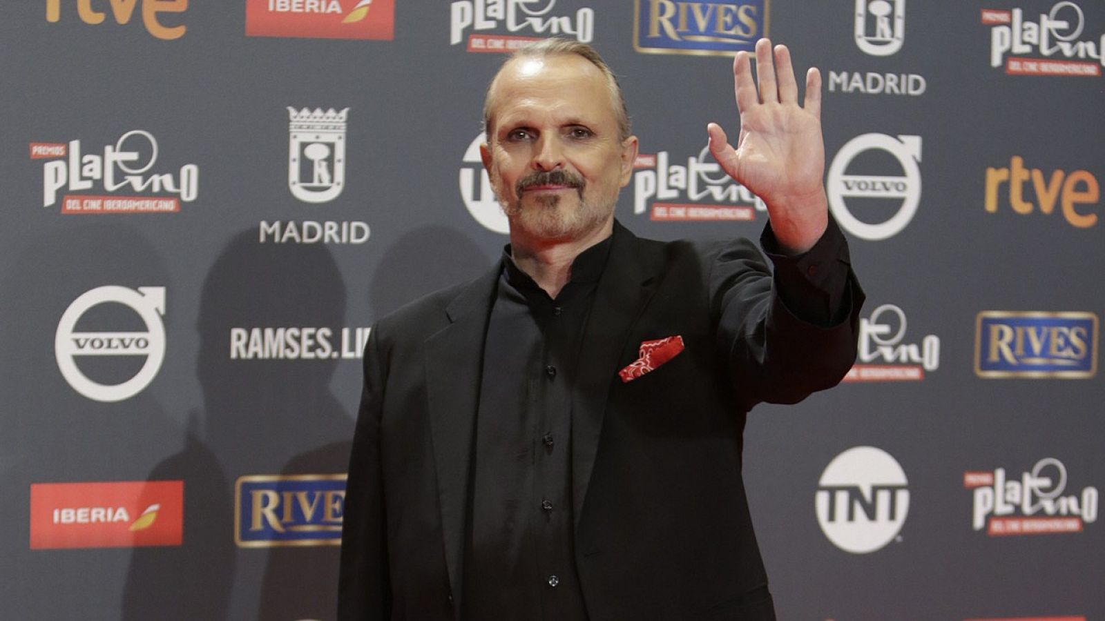 Miguel Bosé, multado por Hacienda - La hora de La 1 | Ver
