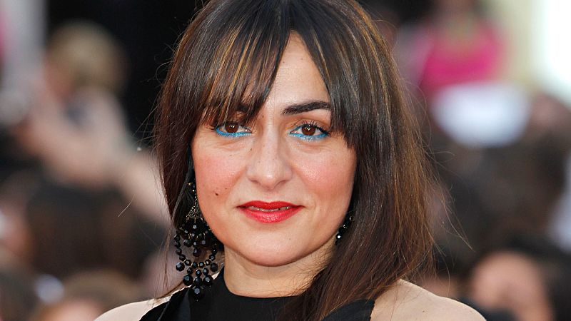 Candela Peña acude a la Policía Nacional por las amenazas de muerte que recibe contra ella y su hijo