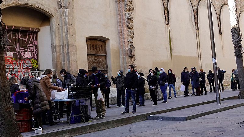 La burocracia y la pandemia frenan el Ingreso Mínimo Vital en su primer año: "No hay conexión con la realidad social"