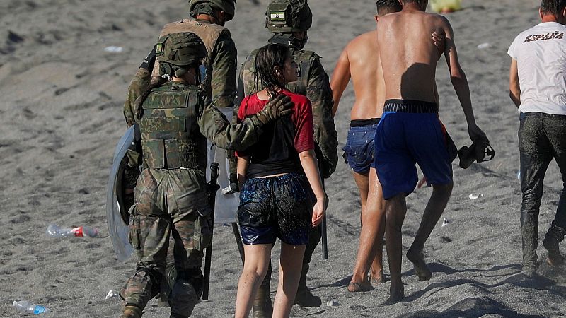 La Fiscalía abre investigación sobre las devoluciones en caliente de menores en Ceuta