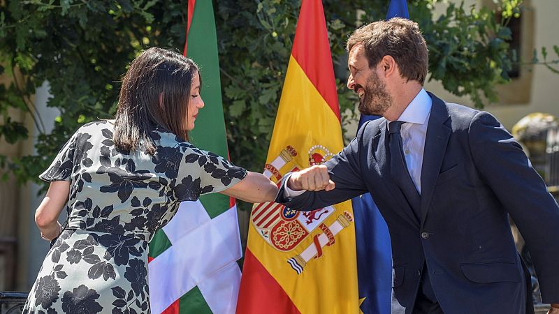 Casado y Arrimadas retoman el contacto tras la moción de Murcia y las elecciones de Madrid
