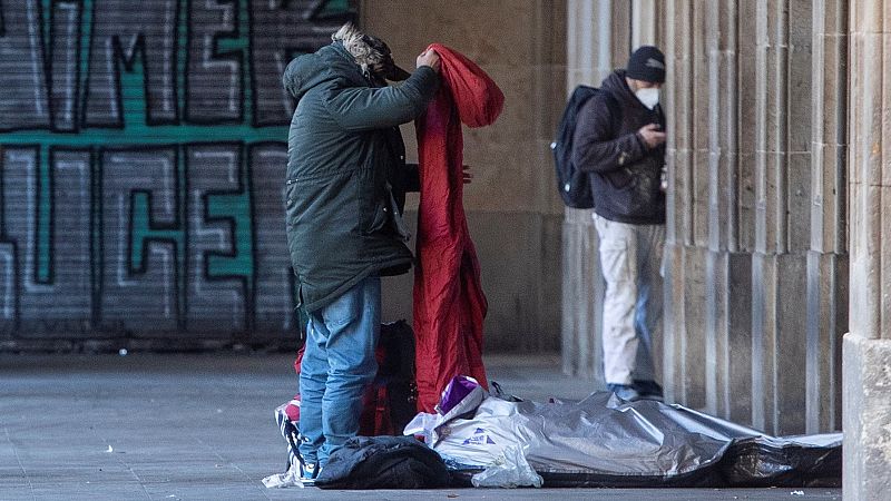 Del diccionario al Código Penal: el delito de aporofobia busca castigar el odio al pobre y acabar con su invisibilización