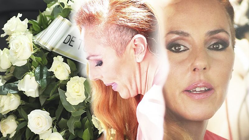 Rocío Carrasco llega al cementerio de Chipiona con flores para su madre, Rocío Jurado