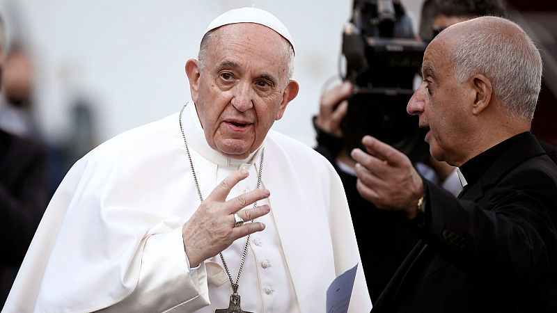El papa Francisco endurece las penas en casos de pederastia o encubrimiento
