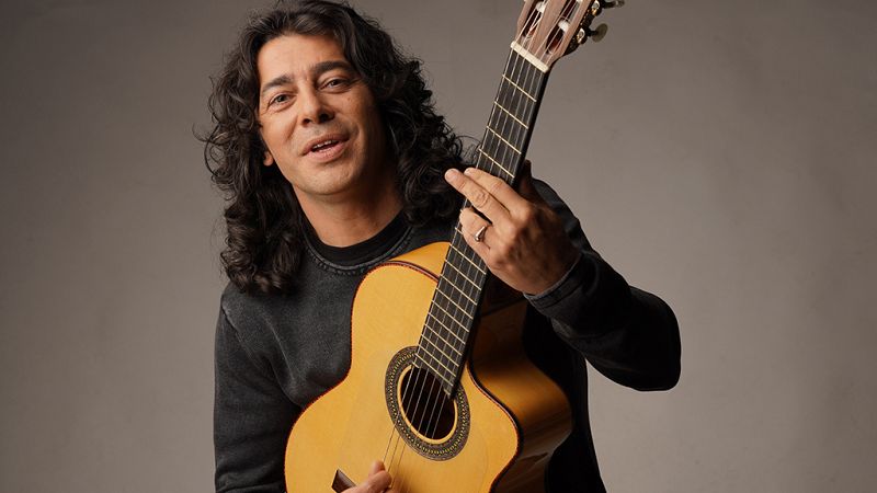 Javi Cantero presenta su nuevo EP 'Las Alas del Alba', inspirado en su padre, El Fary