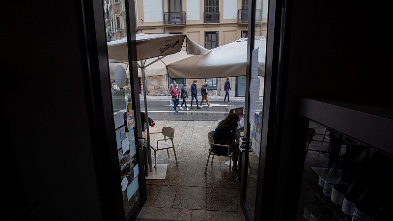 Sanidad accede a suprimir las restricciones en hostelería y propone abrir el ocio nocturno hasta las 2