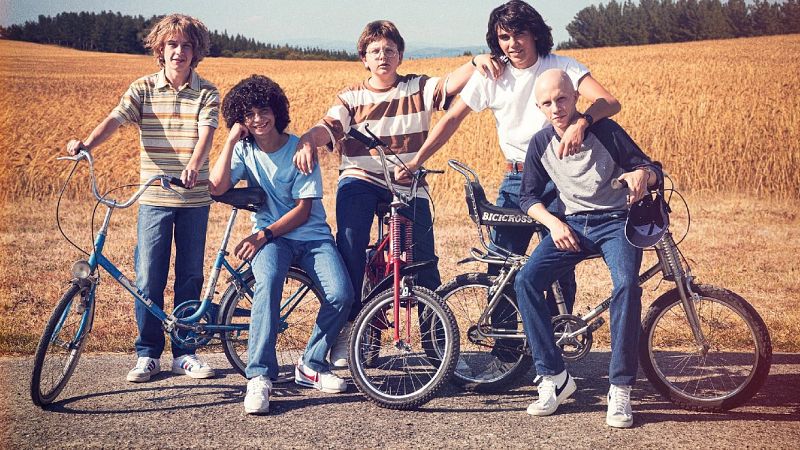 'Live is life', los "Goonies gallegos" de Dani de la Torre