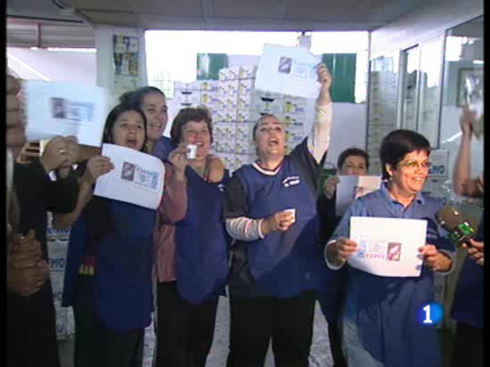 Los quintos premios dan dinero a media España | RTVE.es | Ver