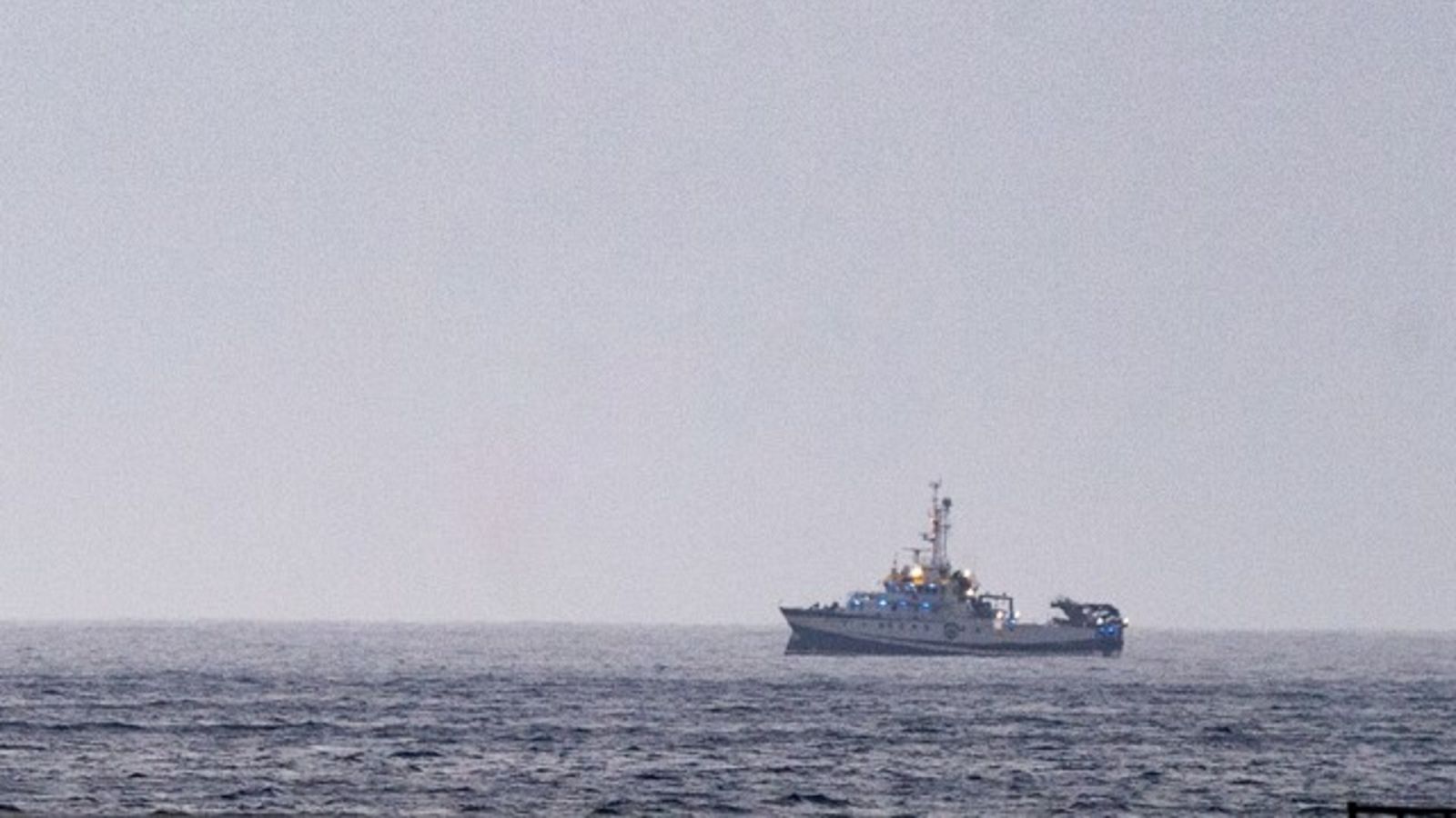 El buque 'Angeles Alvariño', clave en la búsqueda de las niñas desaparecidas en Tenerife - La hora de La 1 | Ver