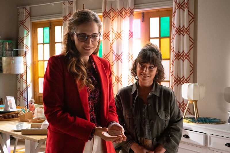 Dos Vidas: Julia y Elena enfrentadas con el taller en colapso