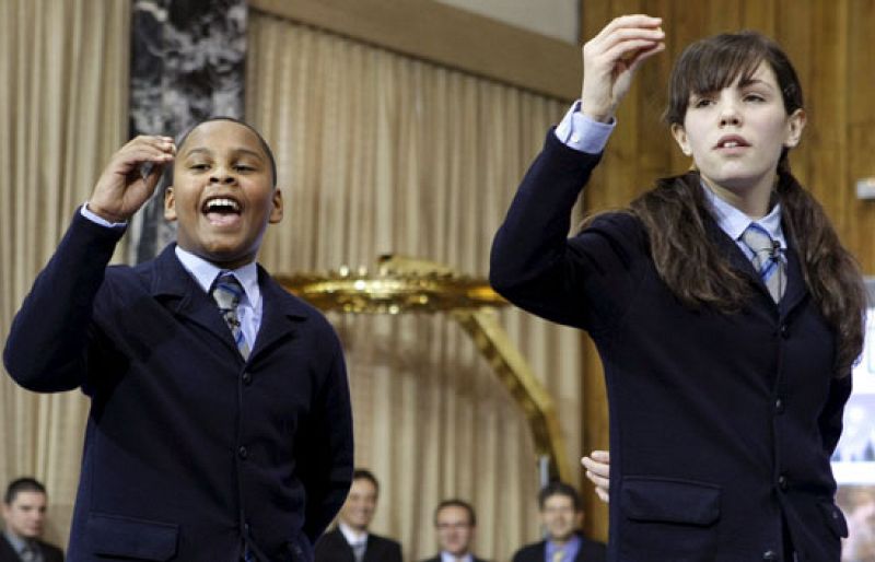 Brandon y Vanesa, los niños que han cantado el Gordo: "Se le ha puesto la cara rara y lo he sabido"