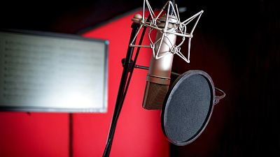 Las cuñas de RNE - El Doblaje Español: Su historia en Memoria de Delfín - Escuchar ahora