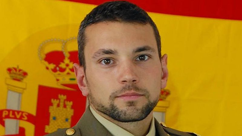 Muere un sargento del Ejército de Tierra en un salto paracaidista sobre el agua en Cartagena