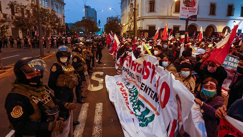 Incertidumbre política en Perú, sin presidente electo una semana después de las elecciones