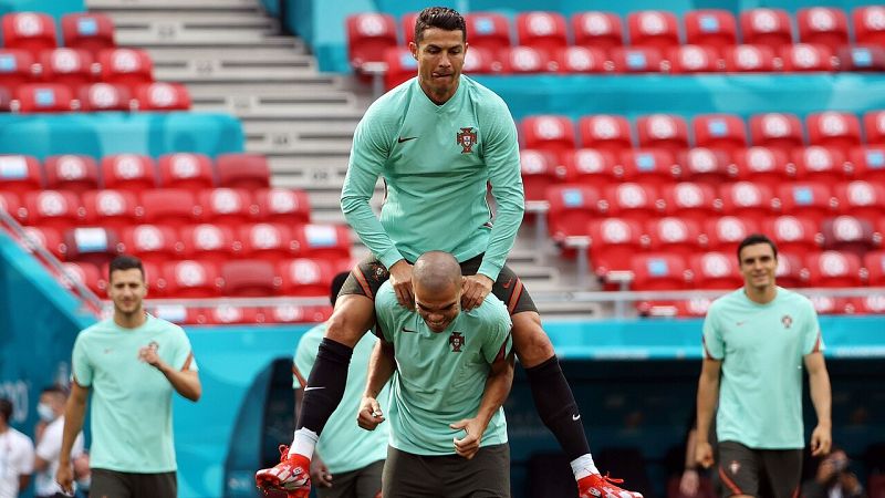 Cristiano Ronaldo se 'marca un Mbappé' sobre su futuro