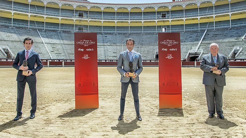 RNE entrega sus premios Oreja y Hierro de Oro 2020 a Juan Ortega, Enrique Ponce y Victoriano del Río