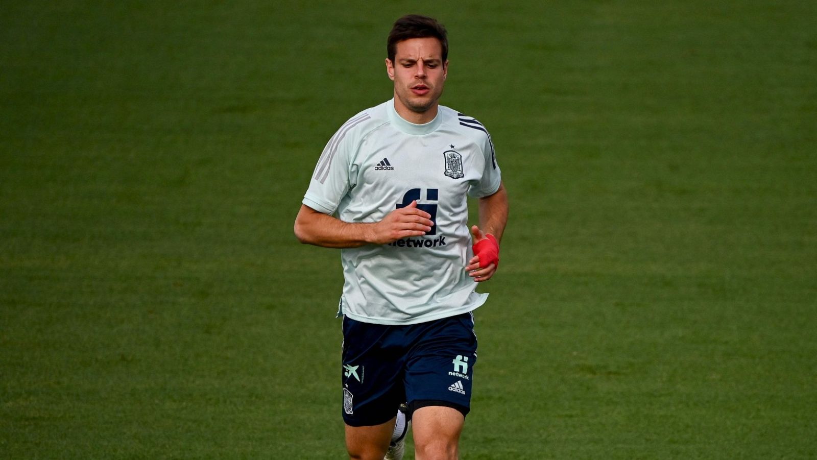 Azpilicueta en RNE: "Que nadie dude de Álvaro Morata. Está dando muchísimo al equipo y el gol será cuestión de tiempo"